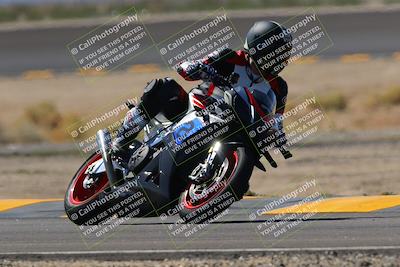 media/Oct-08-2022-SoCal Trackdays (Sat) [[1fc3beec89]]/Turn 14 (1050am)/